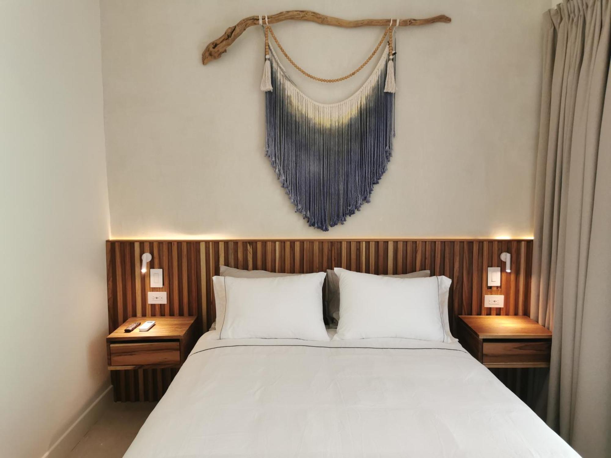 Casa Luna - Private Suites With Ocean View, Pool, Ac, Wifi Playa Santa Teresa  Eksteriør billede